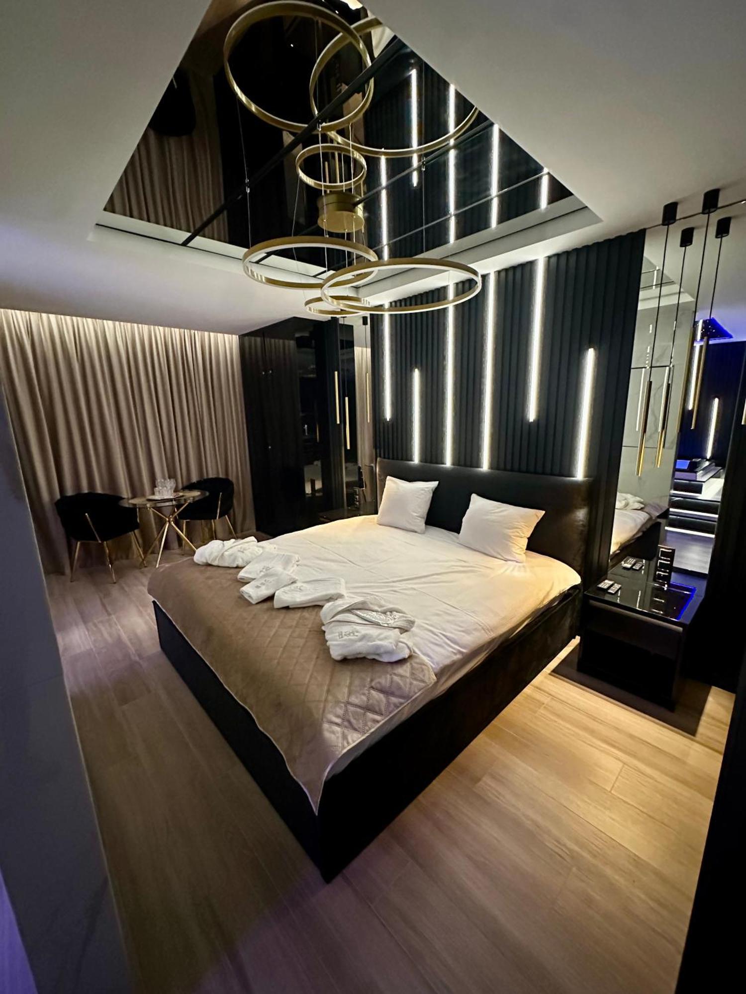 Masarska 6 Vip Apartamenty Jacuzzi Краков Экстерьер фото